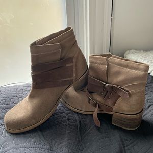 Bed Stu Suede Boots